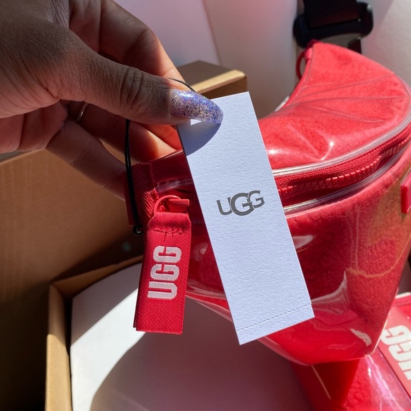 UGG Hibiscus Pink hspk Nasha Belt Bag - Picture 13 of 14